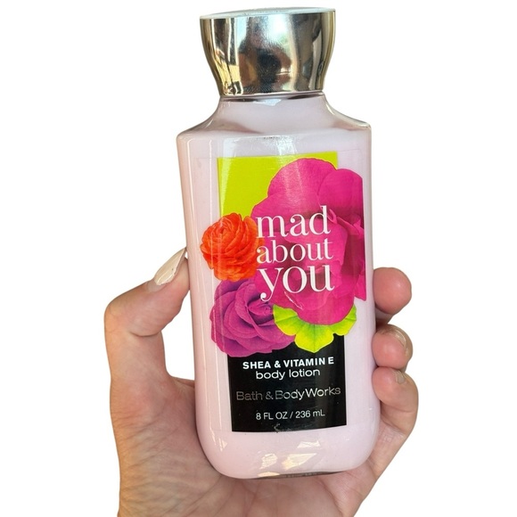 Bath & Body Works Mad About You Body Lotion 8 oz - Picture 1 of 5